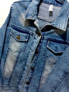 Women&#39;s Denim Jacket