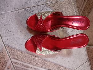 I M Selling New Red High Heels