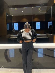 Striped Crop Top &amp; Black Jeans Outfit