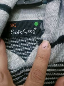 New Grey Hoodie Sweatshirt For Men In L Size