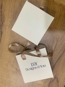 Designs &amp; You Cute Gift Box