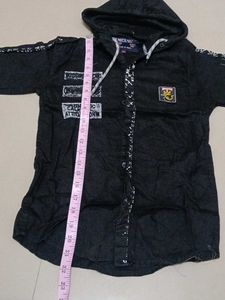 Boy&#39;s Hooded Shirt