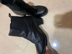 Black Heeled Boots