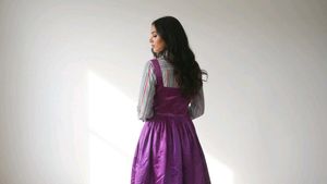 Elegant Purple Maxi Dress with Lining