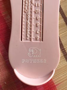 Kids Foot Measurement Device
