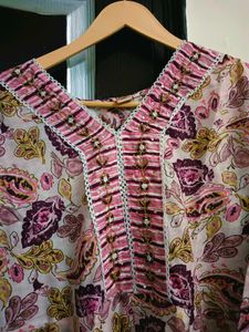 Beautiful Floral print Puple 3 Piece Suit Set