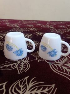 2 Cute Beautiful Small Tea Cups