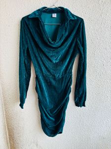Elegant Teal Velvet Mini Dress