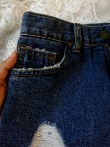 Demin Short