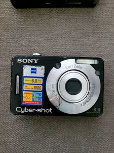 2 Digital Camera Combo