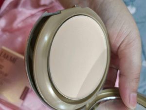 Lakme Powerplay Priming Powder Foundation Compact