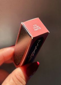 Mac Maximal Matte Lipstick:- Whirl( Mini 1.8g)