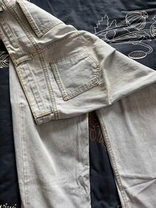 Light Wash Denim Jeans