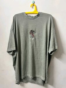 Tiger Embroidery T SHIRT