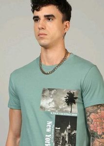 Cool New York Graphic Tee With Price Tag