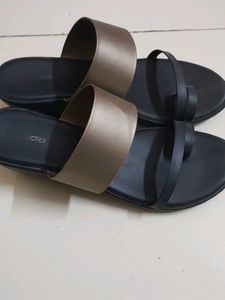 Studio Two-Tone Slide Sandals