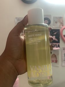 Victoria Secret Pink Vanilla&amp;Dreamy Body Mist
