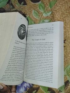 Sapiens by Yuval Noah Harari