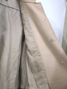 Single Breasted Sturdy Beige Peacoat