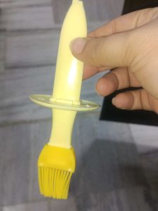 Oil Dispenser Duck Brush