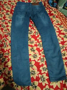 High Waisted Jeans