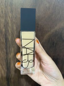 Nars Foundation Montblanc