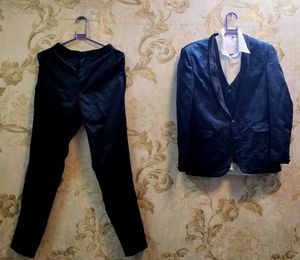 Navy Blazer &amp; Vest Set For 13 To 14 Years Old Boy
