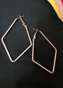 Silver Earrings ❤️