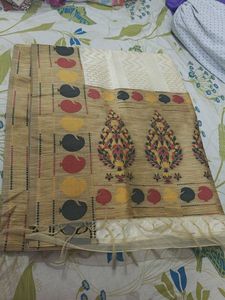 Elegant Off-White Saree with Paisley Border