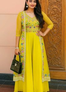 Elegant Embroidered  Crop Top Plazo Set