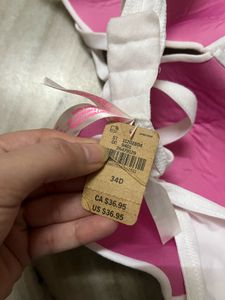 Victoria’ secret bra