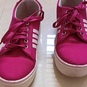 Women&#39;s Casual Shoe