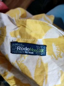 Yellow And White Printed Kurta (Women&#39;s)