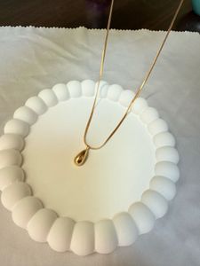 Dewdrop pendant