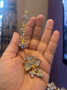 Floral Hair Accessory