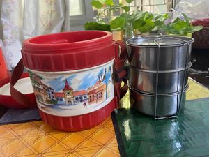 Used Tiffin Box