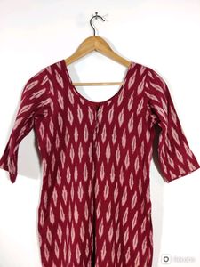 Maroon Ikat Weave Casual Kurta (Women)