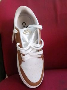 Nike Air  Sneakers