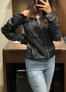 Off-Shoulder Black jacket