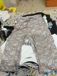printed matching sleeping pyjama set