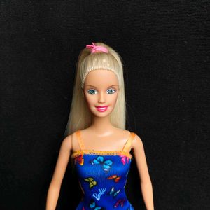 Barbie Kennel Care 2001 Doll