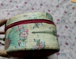Cosmetic Box