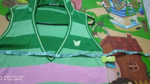 Cut Sleeves Hoodi