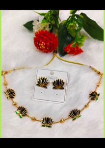 Lotus Neck Set
