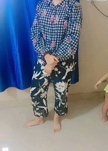 Floral Print Cropped Pants