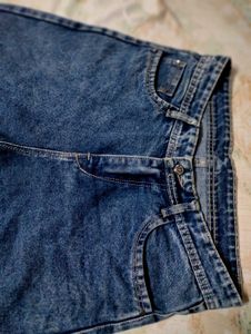 Vintage High-Waisted Jeans