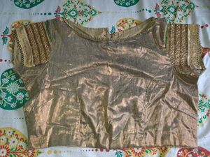 Preloved Saree With Blouse