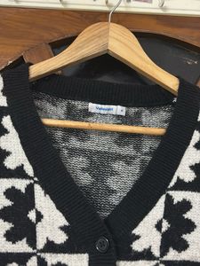 Patterned Knit Cardigan