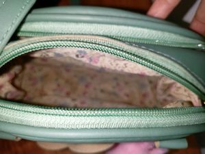 New trendy rounded sling bag for girls and womens
