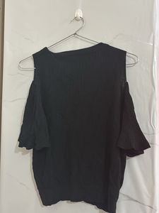 Chic Black Cold Shoulder Top